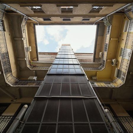 Modelia Apartment At Gellert Square Budapest Luaran gambar