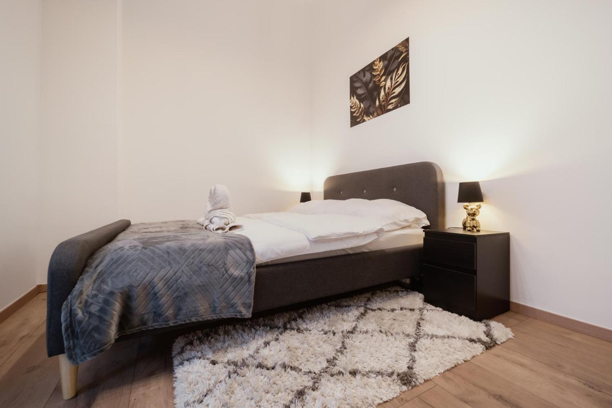 Modelia Apartment At Gellert Square Budapest Luaran gambar